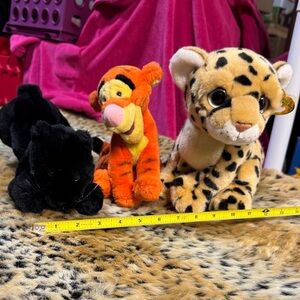 RAINFOREST, Walt Disney and Ty Stuffed Animal Set - Black, Orange, Tan